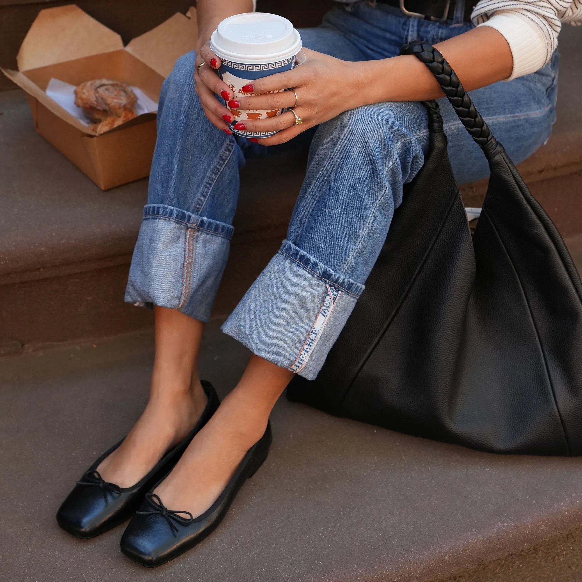 ANISA BALLET FLATS BLACK LEATHER