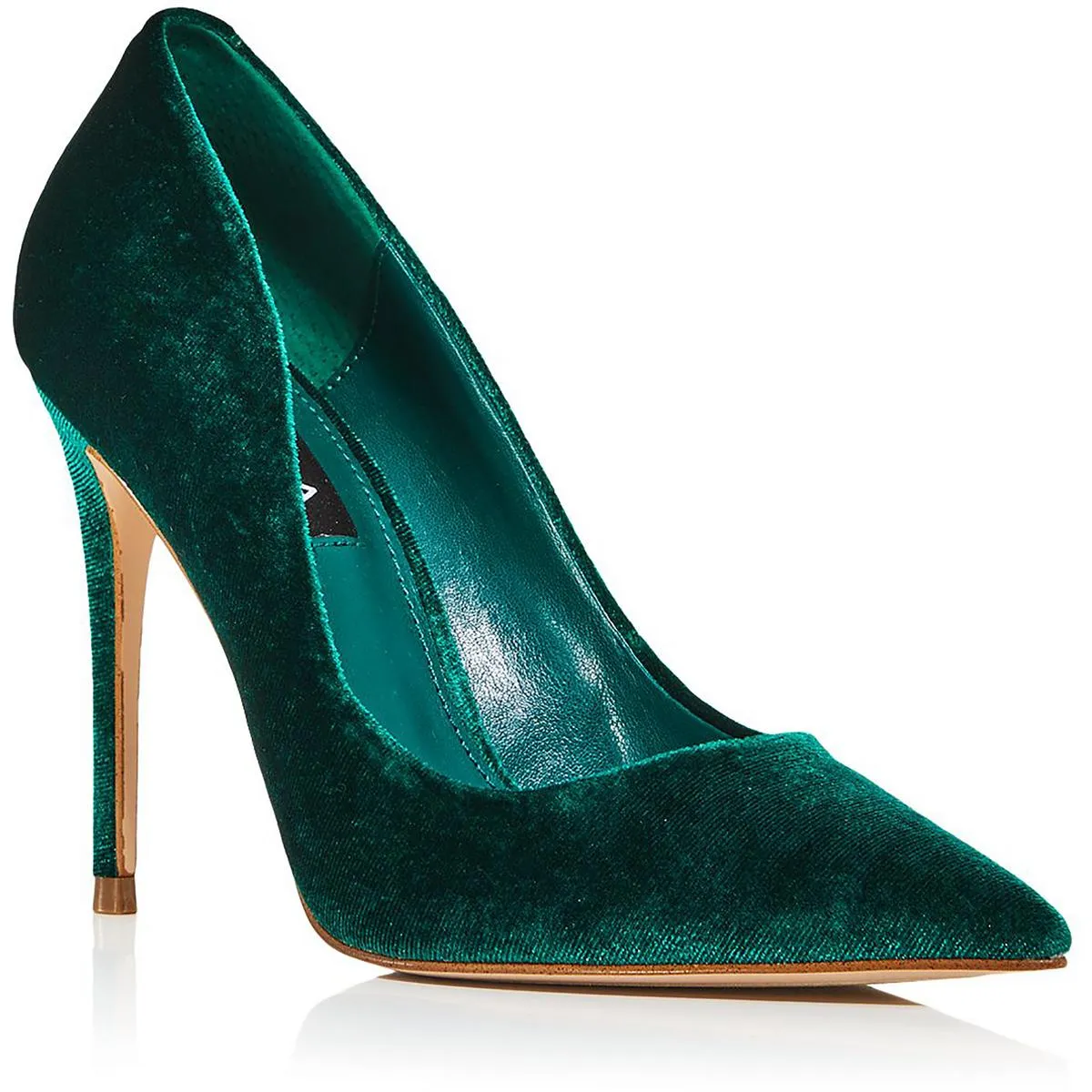 Aqua Womens Brit Velvet Slip-On Pumps