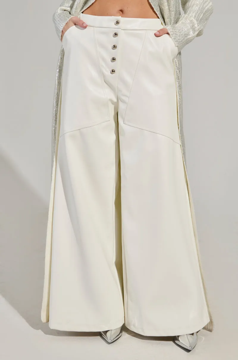 ASHLYN FAUX LEATHER PANT IN WHITE