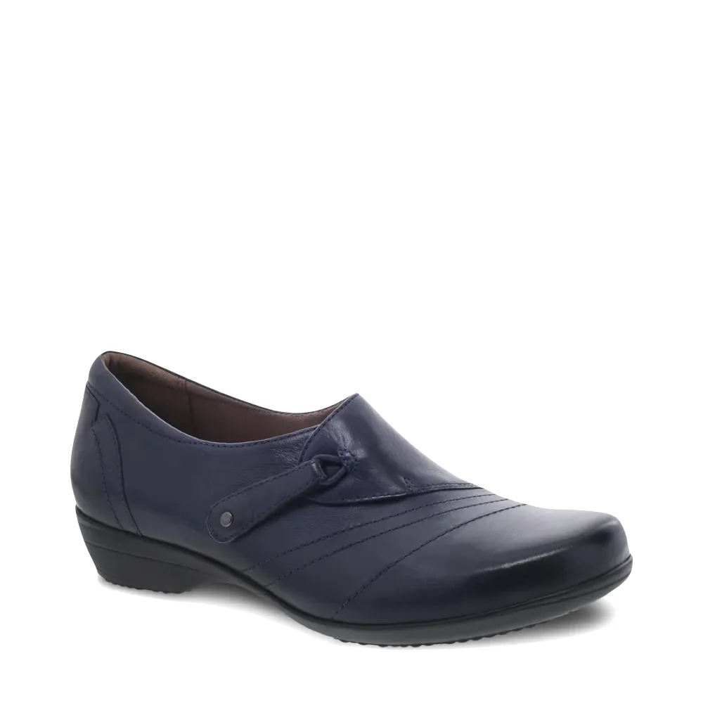 Dansko Women's Franny Leather Slip On Heeled Shoes in Navy