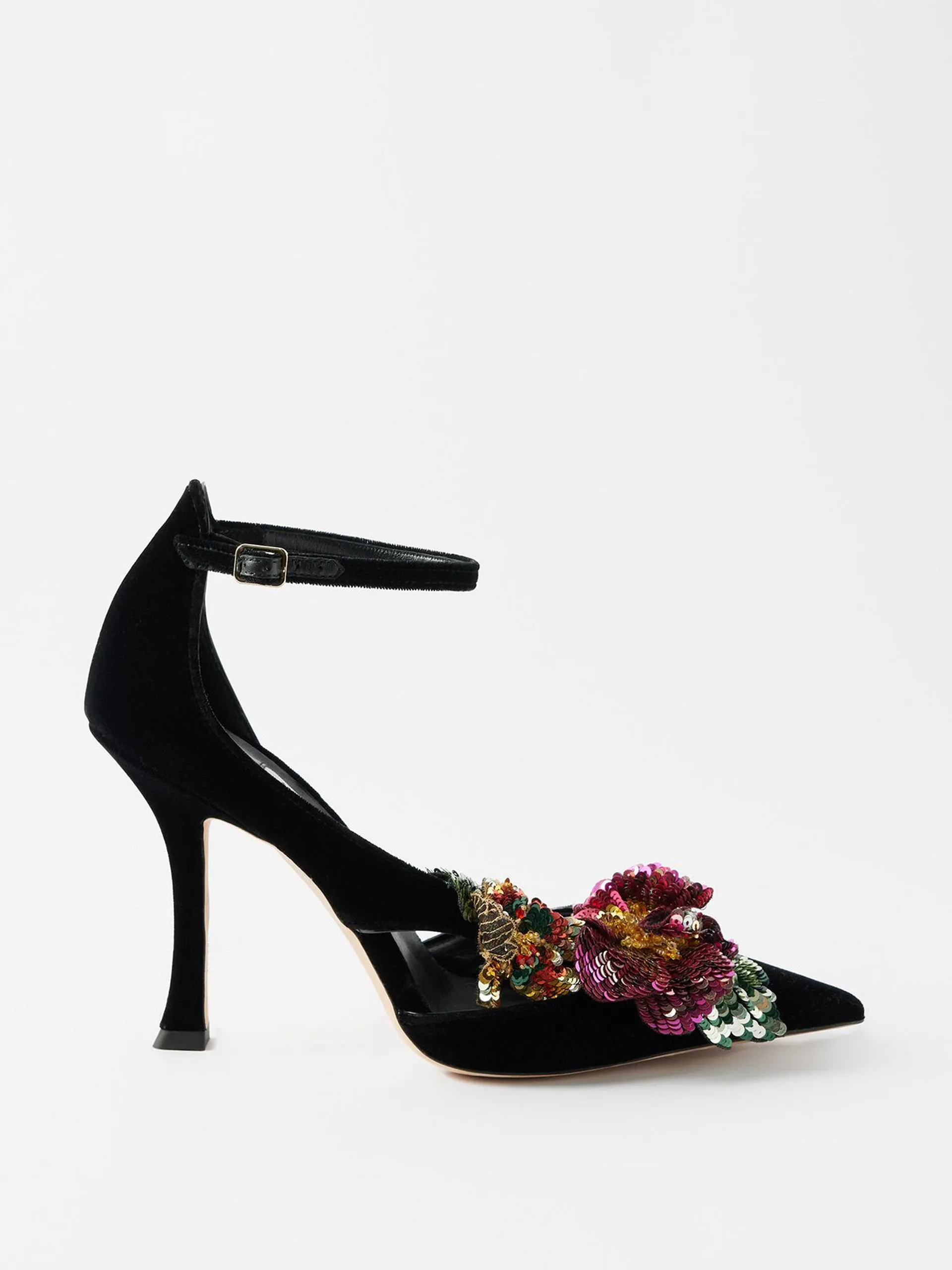 Floral appliqué sequinned velvet pumps