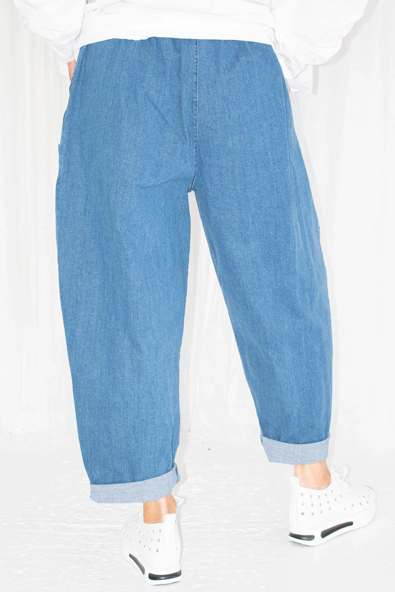 Jessica Cocoon Style Denim Trousers in Washed Blue Denim