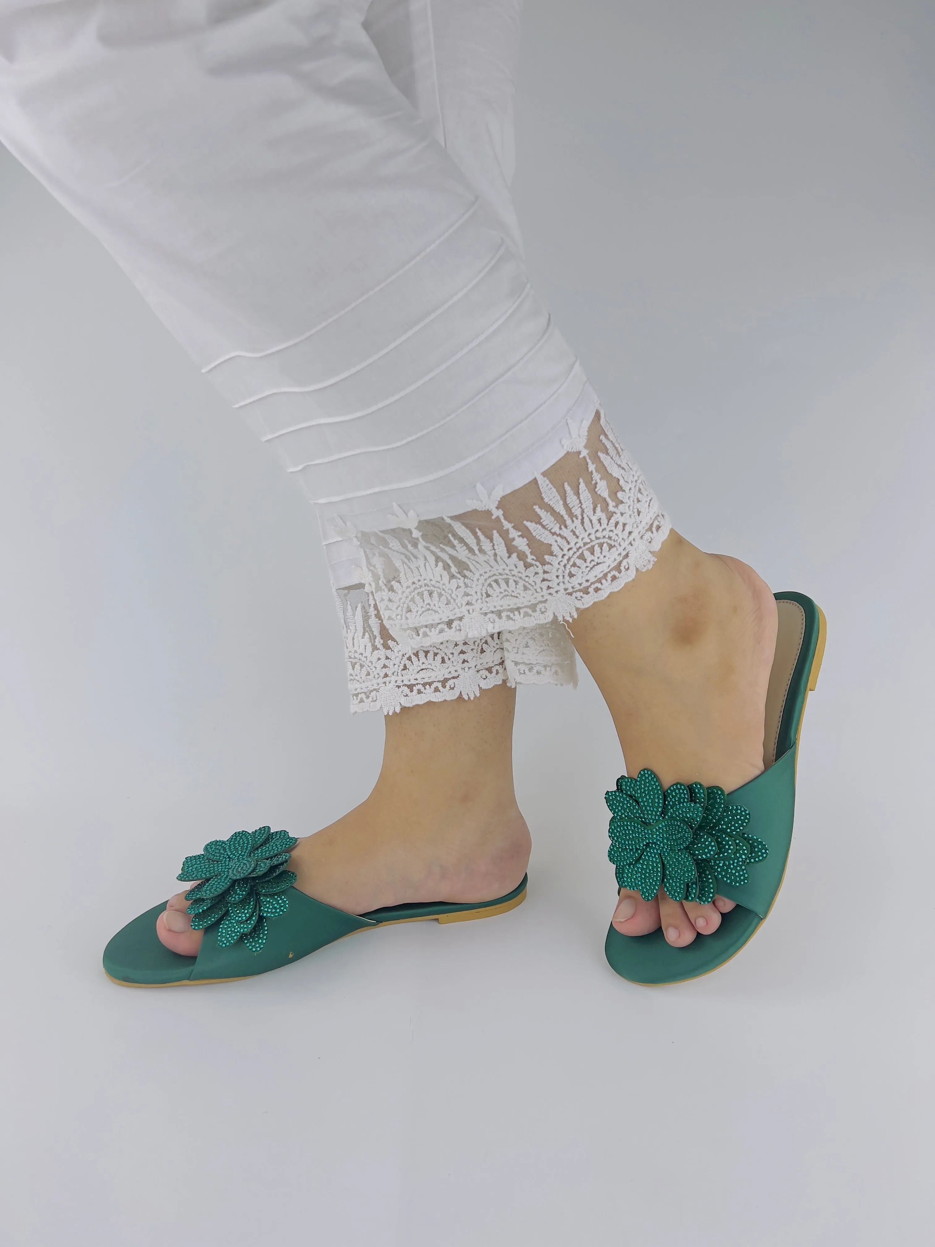 Melena Shiny Diamante Flower Green Flat Sliders