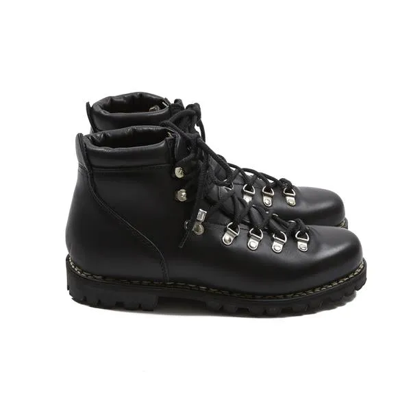 Paraboot Women's Avoriaz Alpine Boot in Black