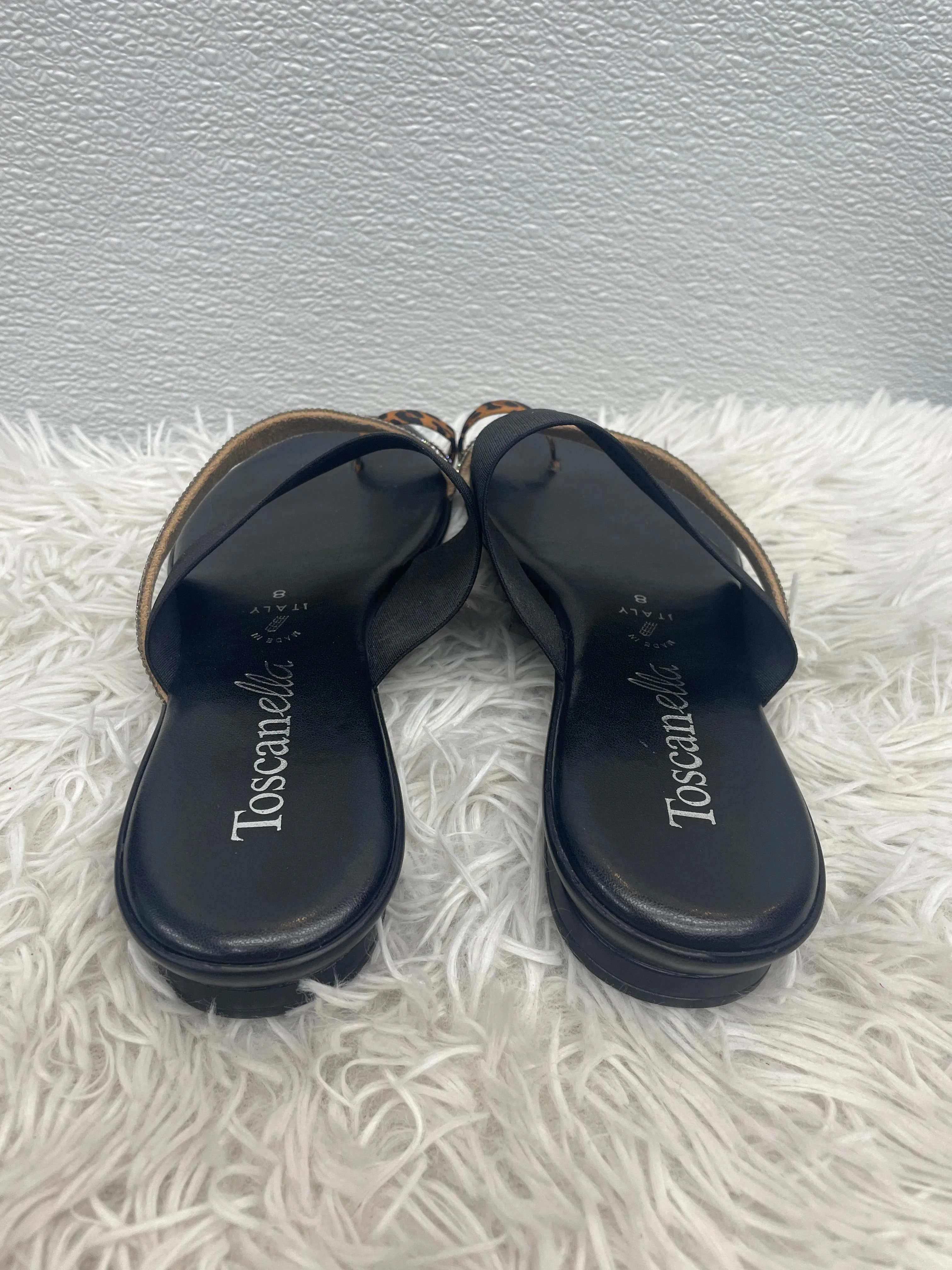 Sandals Flats By Clothes Mentor  Size: 8