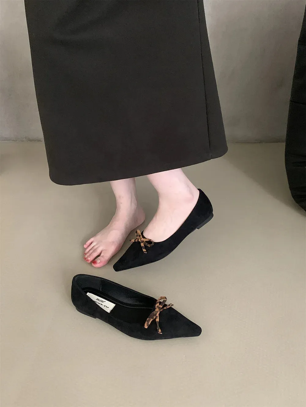 TAVIMART  -  Pointed Toe Women Loafers New Arrivals Autumn Spring Dress Shoes Low Heeled Flats Bow Design Casual Slides Mules Shoes