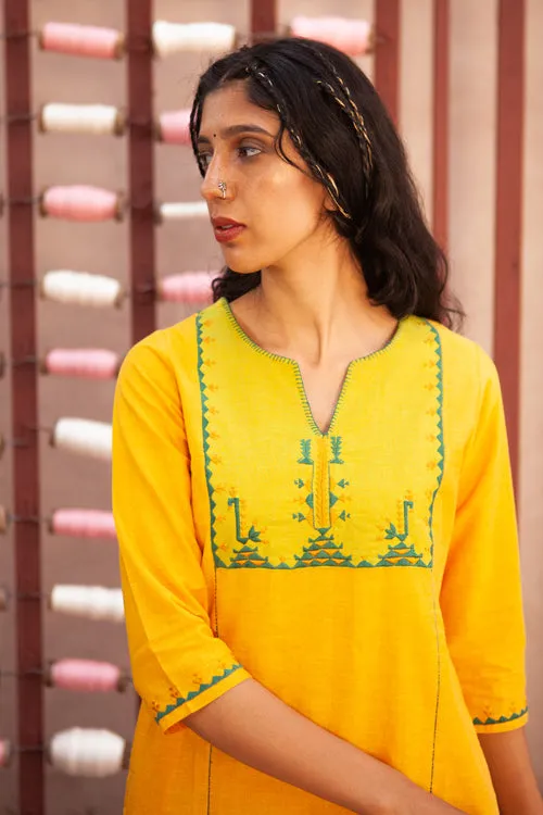 Urmul'Beryl' Classic' Kurti. 